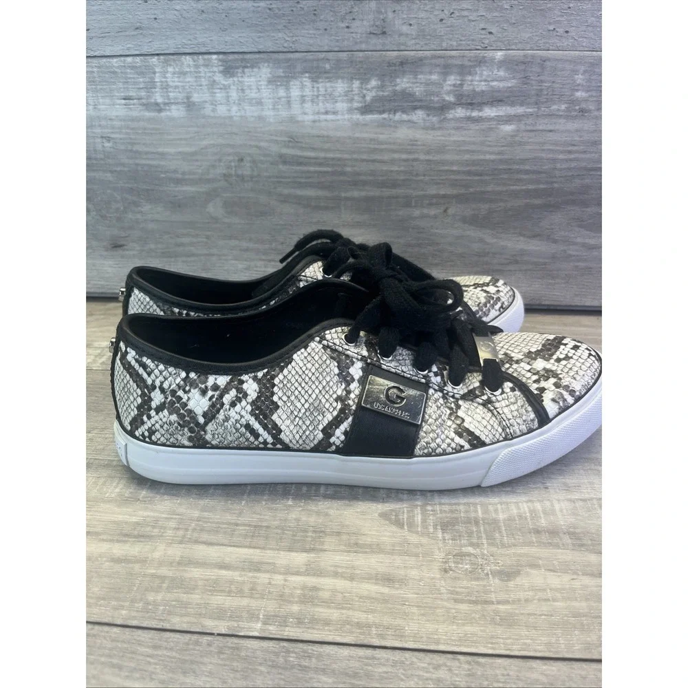 Guess Shoes GBG Los Angeles Black White Snakeskin Print Size 8.5 Snake